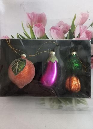Новогодние игрушки