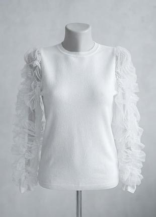 Дуже ніжну та стильну білосніжну кофтинку від бренду new look. головна родзинка цієї моделі — розкішні напівпрозорі рукави,