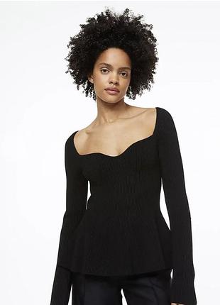 Черный свитер в рубчик с открытым декольте и баской h&amp;m #5059