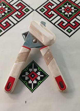 Ручний консервний ніж 3