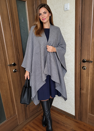 Жіноче пончо-накидка passicatti, сіре, стиль oversize, розмір 130×140 см
