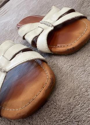 Шльопанці ugg 6