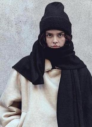 Черная вязаная шапка бини из смесовой шерсти zara