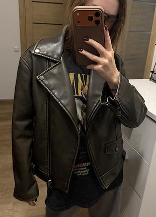 Куртка шкіряна bershka