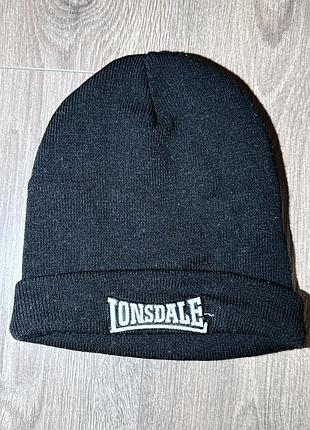 Чоловіча чорна в'язана шапка-біні lonsdale, модель dundee
