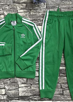 Костюм adidas 3-4 р зріст 104