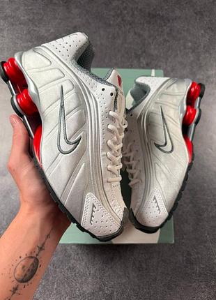 Кросівки nike shox r4 grey red white 2
