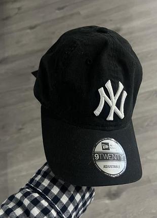 Бейсболка new era 9twenty чорна з логотипом new york yankees