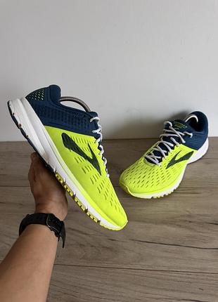 Кросівки brooks оригінал