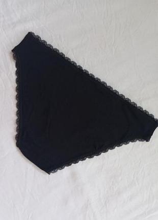Новые котоновые женские трусики бренда c&amp;a декорированы кружевом.крест 12. eur 40