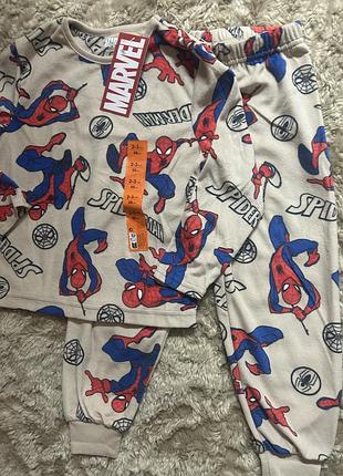 Велюрова піжама spider man marvel primark 2