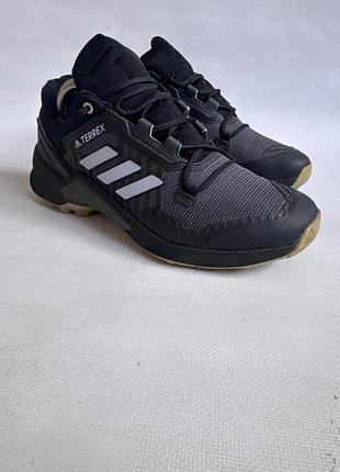 Трекінгові кросівки adidas terrex 2
