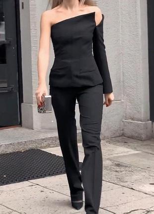 Шикарный черный костюм с брюками и корсетом из лимитированной коллекции zara
🔥🔥🔥🔥🔥🔥🔥🔥🔥🔥🔥🔥🔥