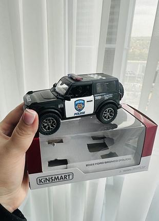 Машинка kinsmart інерційна металева