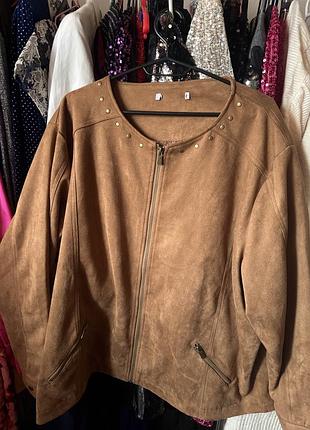 Жіноча куртка-бомбер xxl коричнева 550 грн
