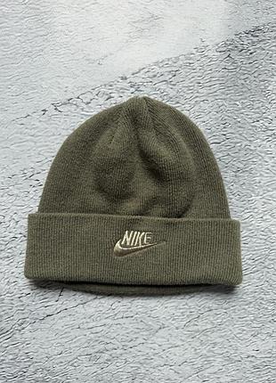 Вінтажна шапка nike, класична однотонна