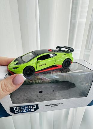 Машина techo drive lamborgini huracan