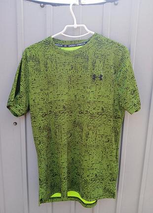 Чоловіча футболка under armour.