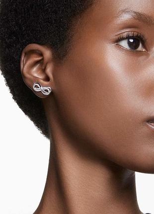 Сережки в стилі swarovski hyperbola 2