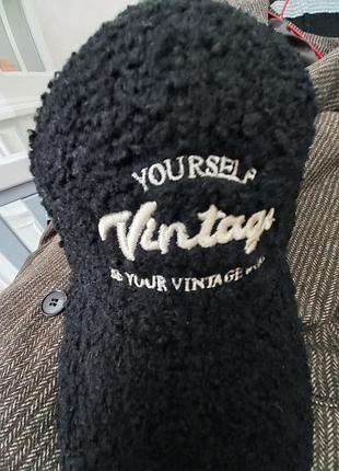 Кепка тедді чорна з написом vintage осінь-зима