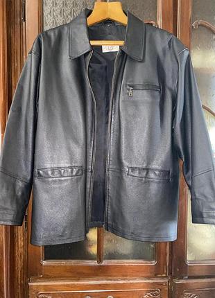Фирменная, кожаная, демисезонная куртка newport. размер 54-56. новая. пог - 67 см. оригинал.