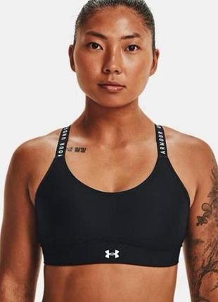 Спортивный топ under armour