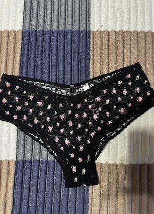 Жіночі трусики victoria's secret хіпстери чорні з квітковим принтом