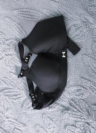 Спортивний топ under armour 7