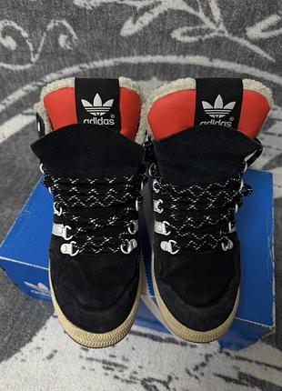 Жіночі зимові кросівки adidas pro conference winter розмір 37 ⅓ довжина устілки 23,5см