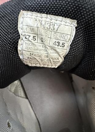 Asics кросівки 8