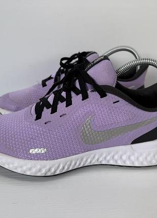 Nike revolution кросівки