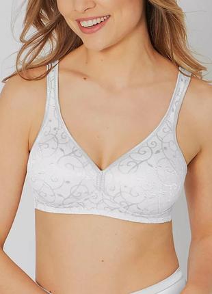 90-c/95-b м'який бюст без кісточок triumph elegant cotton