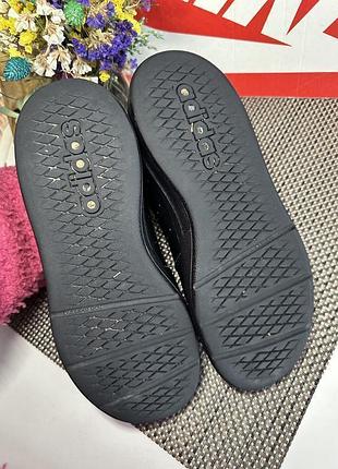 Кроссовки adidas 5