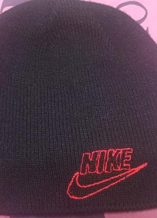 Шапка для хлопчиків nike чорна на флісі