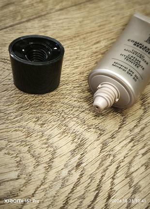 Тональная основа bareminerals complexion rescue tinted moisturizer spf 30 ginger 06 объем 35 мл 6