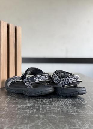 Сандалі teva 4