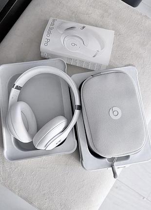 Навушники beats studio pro matte white mc2p4 8