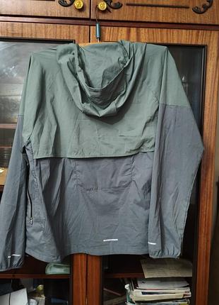 Вітровка nike impossibly light windrunner сіро-зелена розмір m