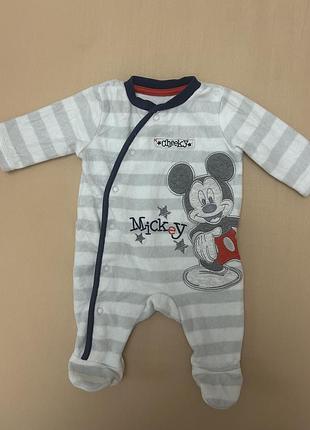 Чоловічок для хлопчика disney мікі маус біло-сірий у смужку🤍🤍🤍