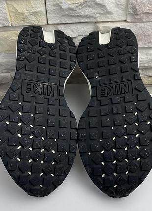 Оригінальні кросівки nike phoenix waffle 5