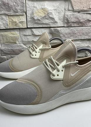 Оригінальні кросівки nike wmns lunarcharge essential