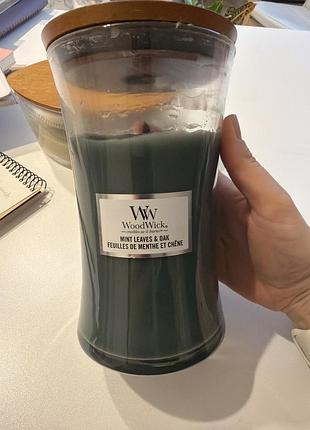 Свічка ароматична woodwick mint leaves & oak 610г