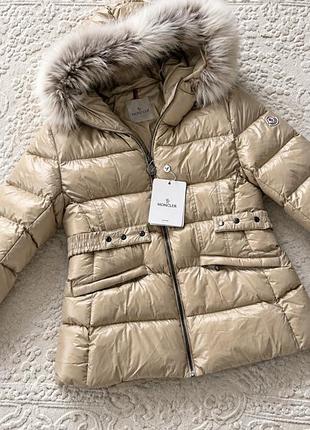 Куртка пуховик moncler бежева