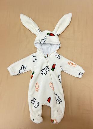 Тепленький чоловічок - зайчик🐰😍 унісекс, білий з класним принтом🤍