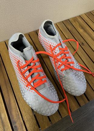 Футбольні бутси puma future 4.4 fg/ag сірі 40,5 розмір