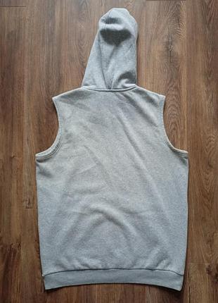 Брендовая безрукавка худи reebok. 2