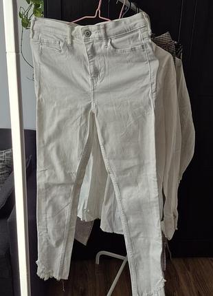 Джинсы белые hollister