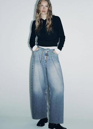 Классные вываренные широкие джинсы палаццо с поясом zara
✨✨✨✨✨✨✨✨✨✨✨✨