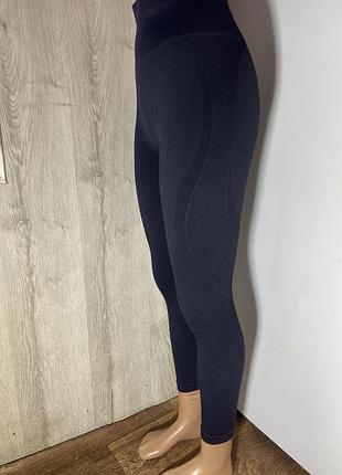 Спортивные корректирующие легинсы, лосины gymshark, эффект пуш-апа, размер м