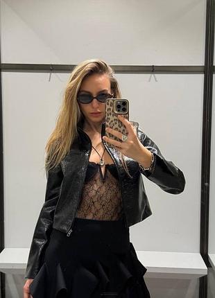 Классное черное боди с кружевом zara
🌷🌷🌷🌷🌷🌷🌷🌷